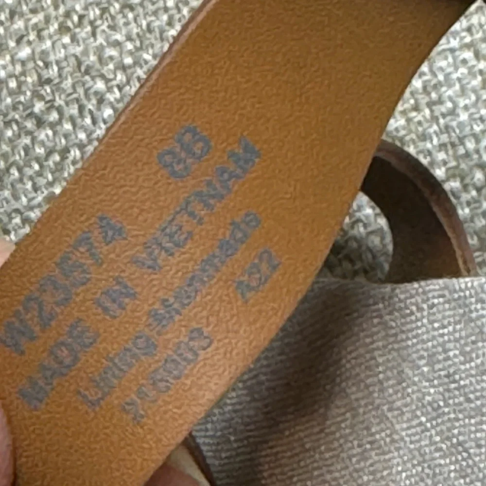 Brand New Cole Haan Crystal‎ Wedge Sandal in Honey Jute Size 8B
